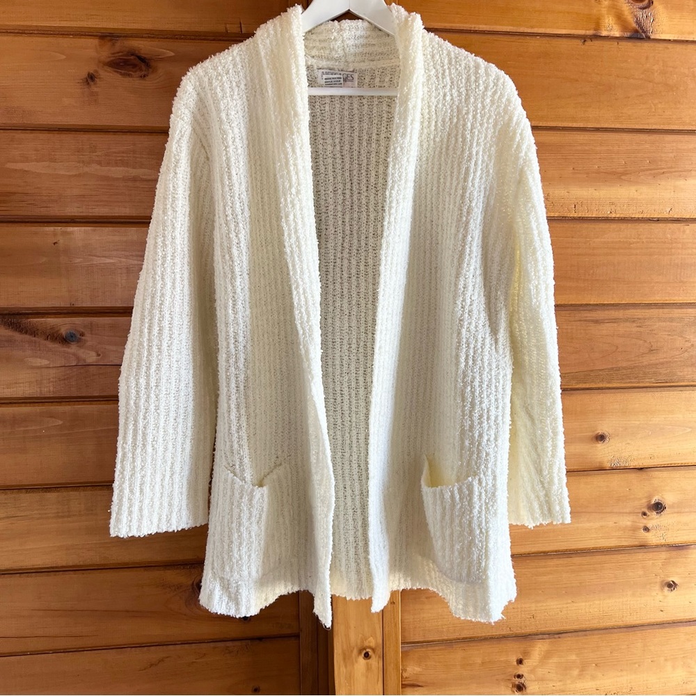 Cozy Vintage Cream Knit Cardigan